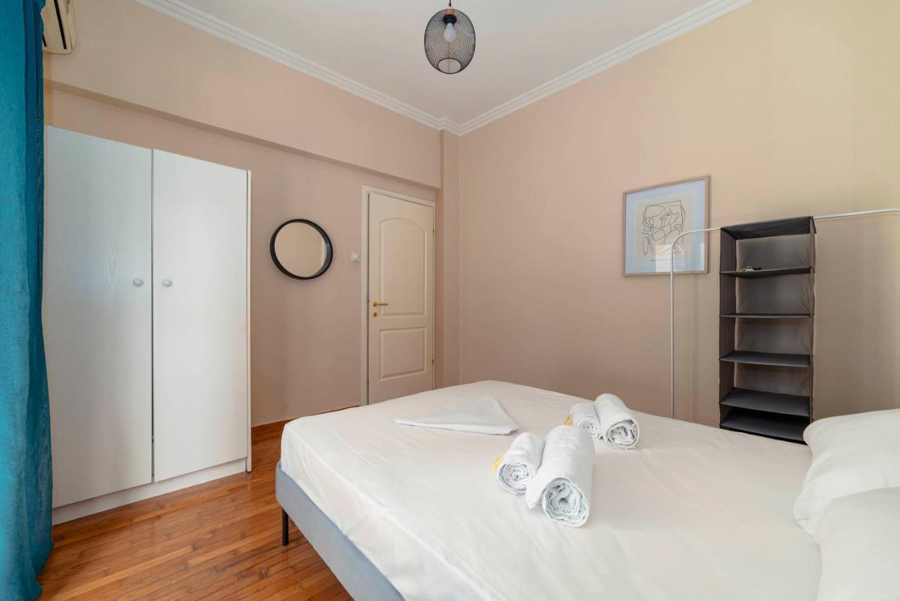 Spacious 2Bd Apartment Next To Athens Archeological Museum Екстериор снимка