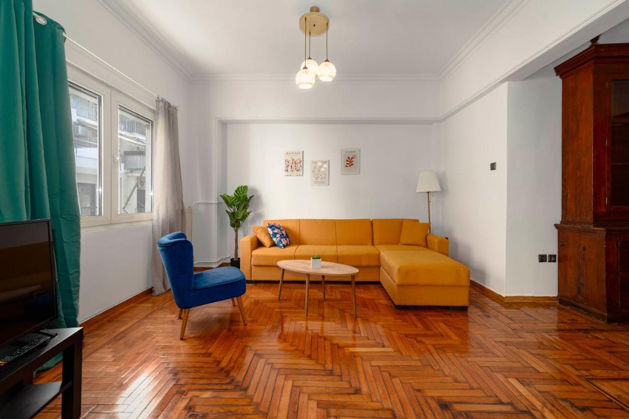 Spacious 2Bd Apartment Next To Athens Archeological Museum Екстериор снимка