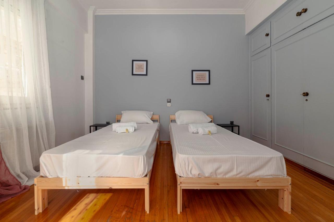 Spacious 2Bd Apartment Next To Athens Archeological Museum Екстериор снимка