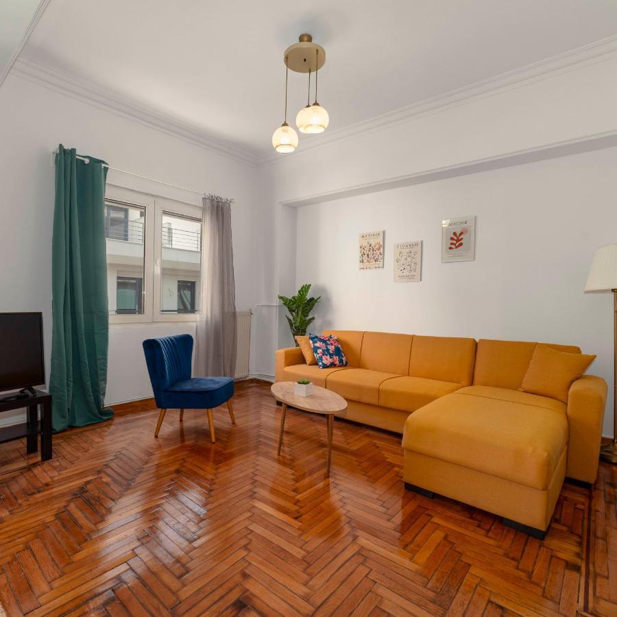 Spacious 2Bd Apartment Next To Athens Archeological Museum Екстериор снимка