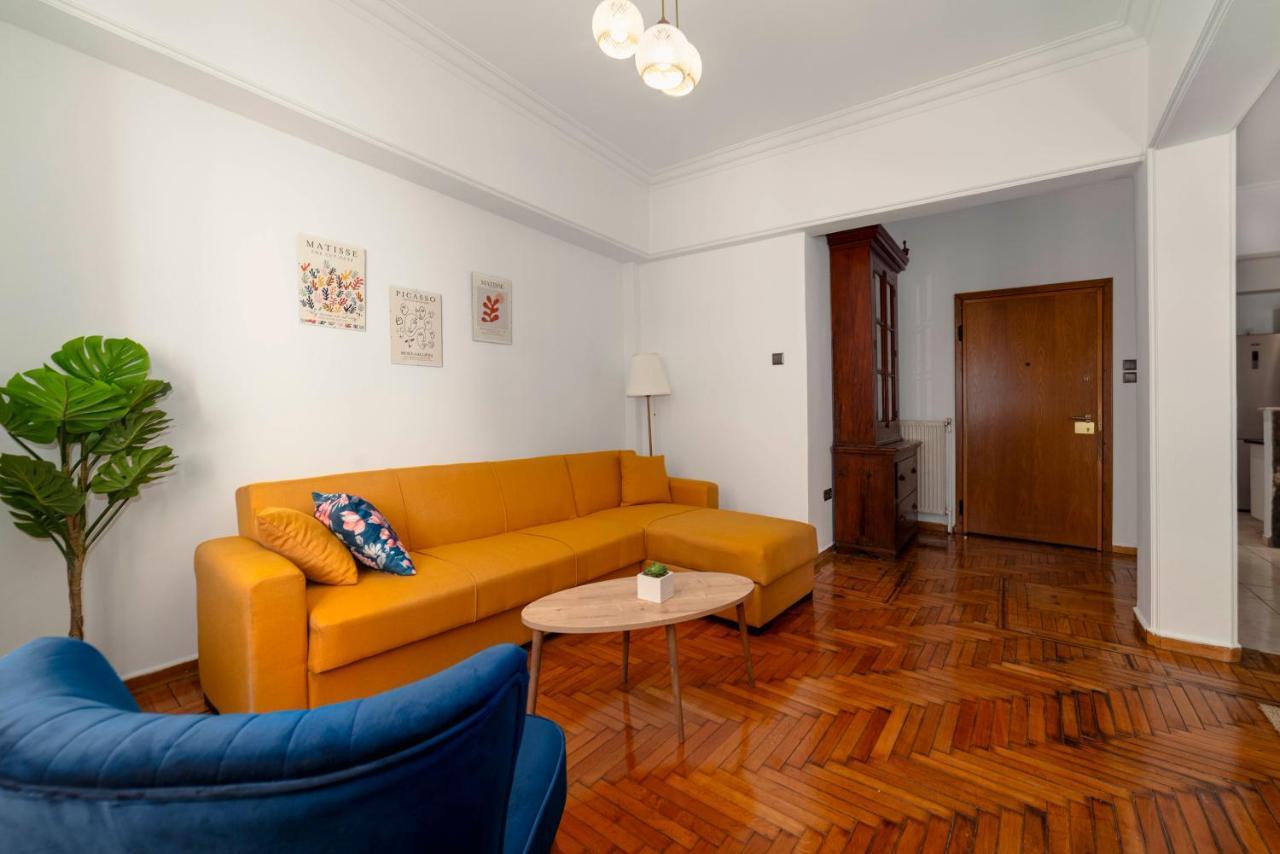 Spacious 2Bd Apartment Next To Athens Archeological Museum Екстериор снимка
