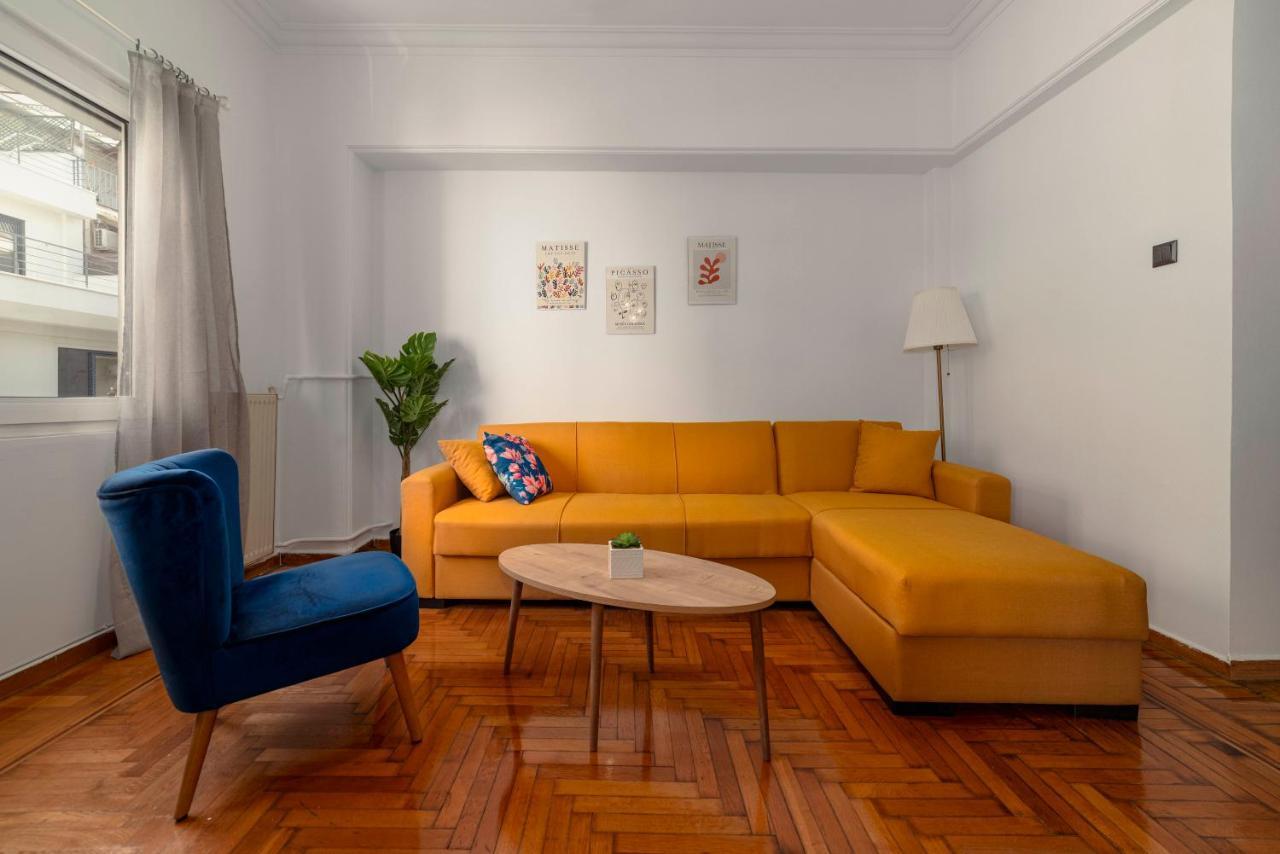 Spacious 2Bd Apartment Next To Athens Archeological Museum Екстериор снимка